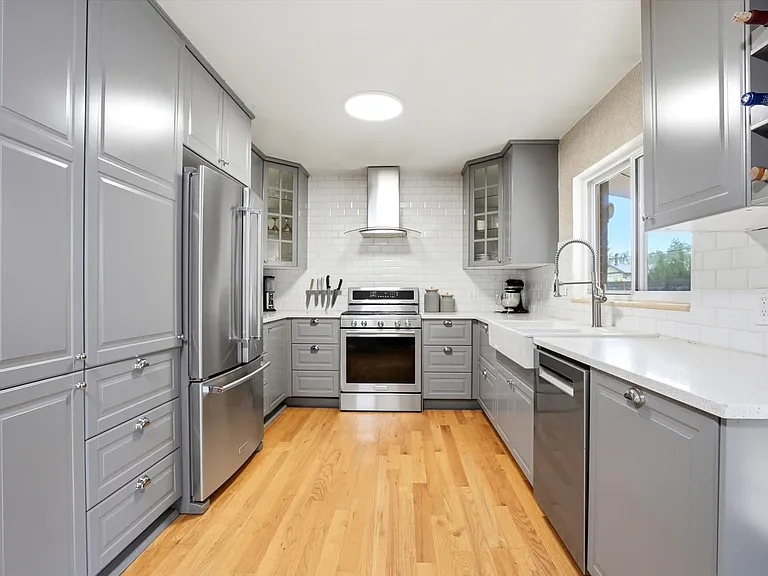 6162 Jellison Way — Photo 10