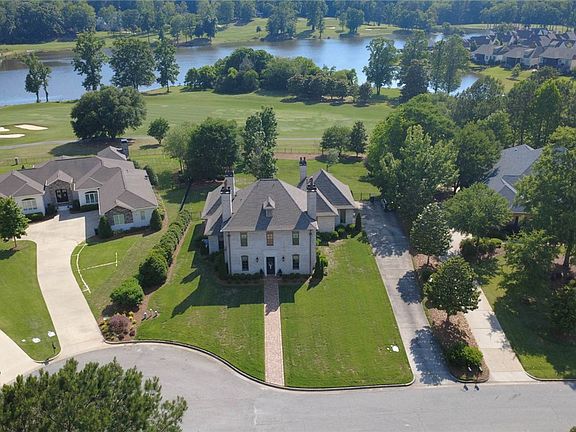 5th image of 2902 Stonybrook Rd