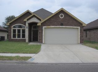 2211 Llano Mediano Ln, Edinburg, TX 78542