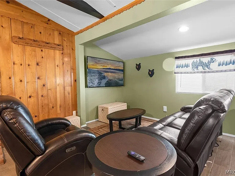 545 Highland Rd — Photo 5