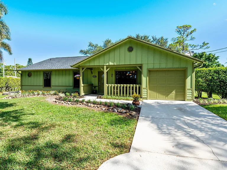 11989 Persimmon Blvd — Photo 47