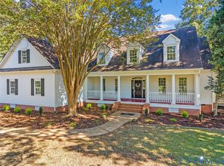 12603 Hogans Dr, Chester, VA 23836