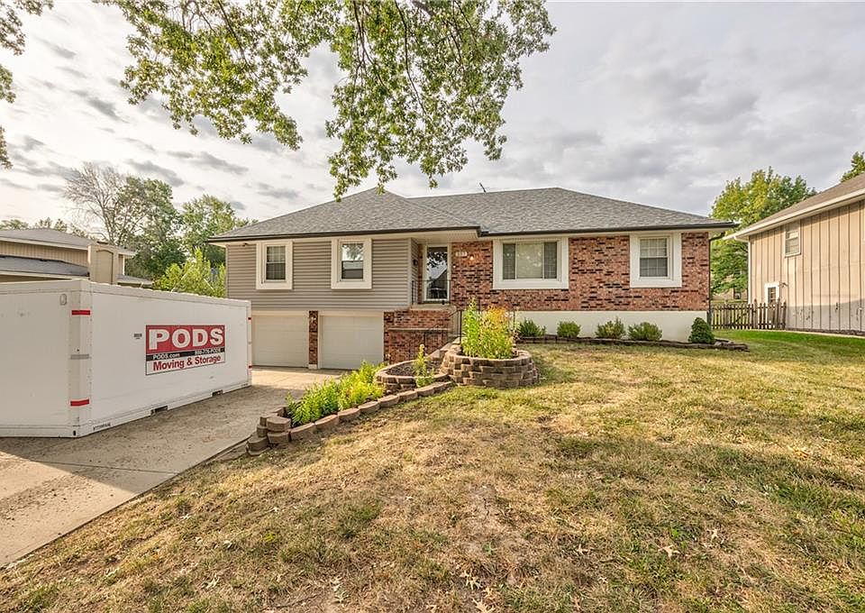1st image of 257 E Bridlespur Dr