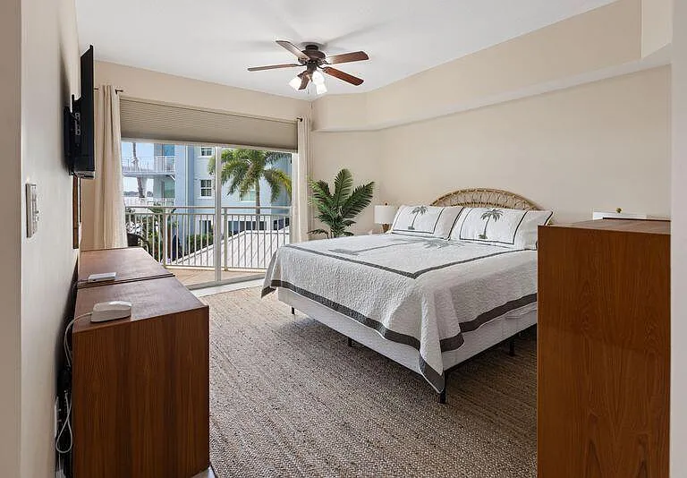 275 NW Flagler Ave #205 — Photo 16