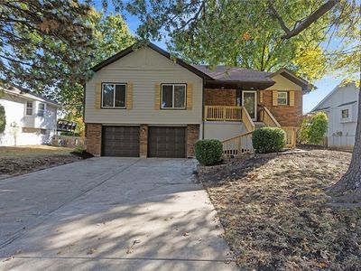 1201 NE Ball Dr, Lees Summit, MO, 64086