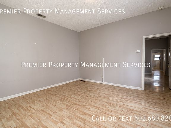 3rd image of 633 Lynn St