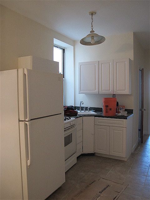 1st image of 3284 30th St APT 2R
