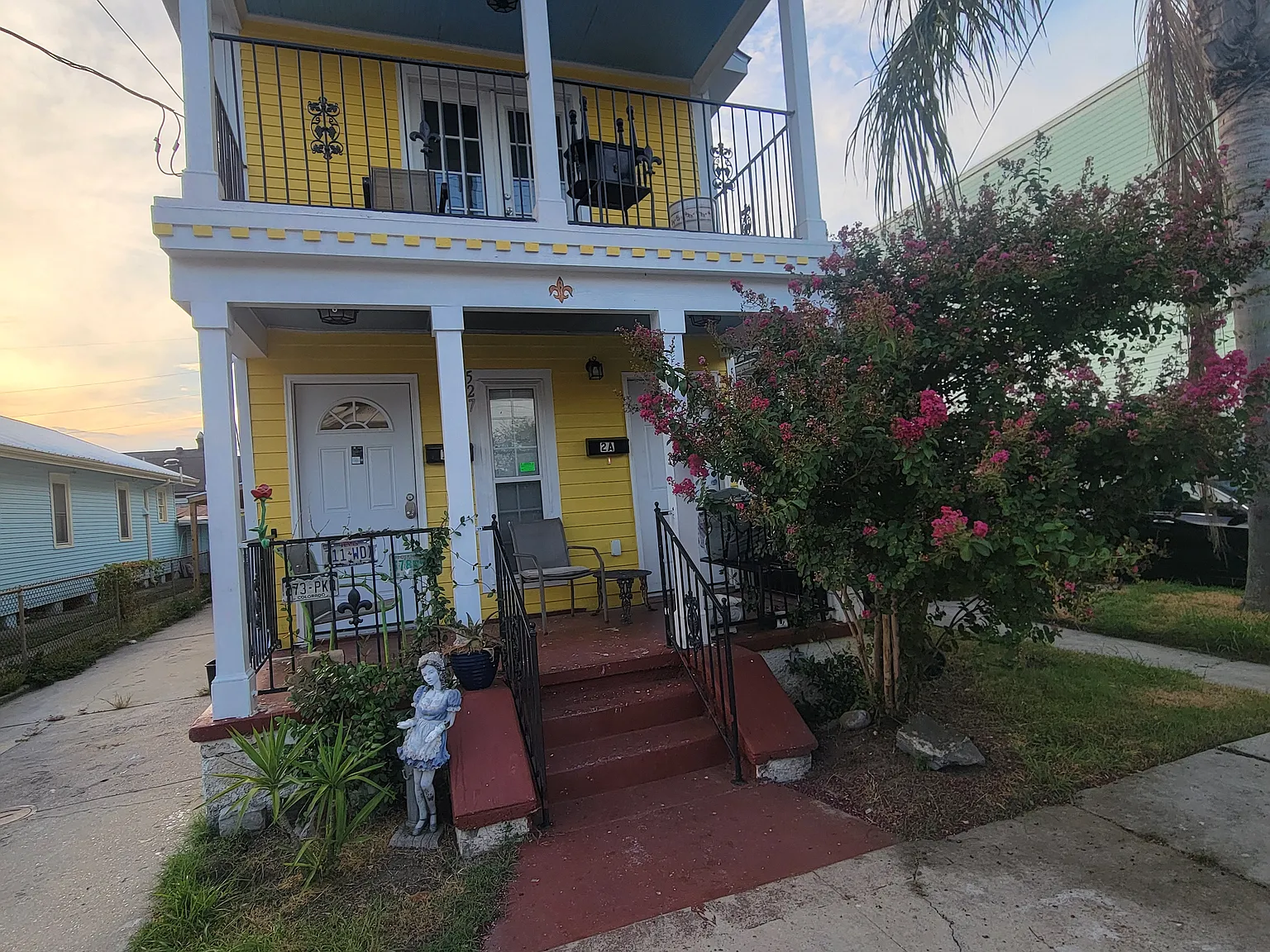 2 bed, 825 sqft, $1,500 — Photo 1
