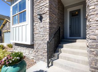 27045 E Costilla Dr, Aurora, CO 80016