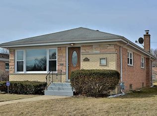 8904 Oleander Ave, Morton Grove, IL