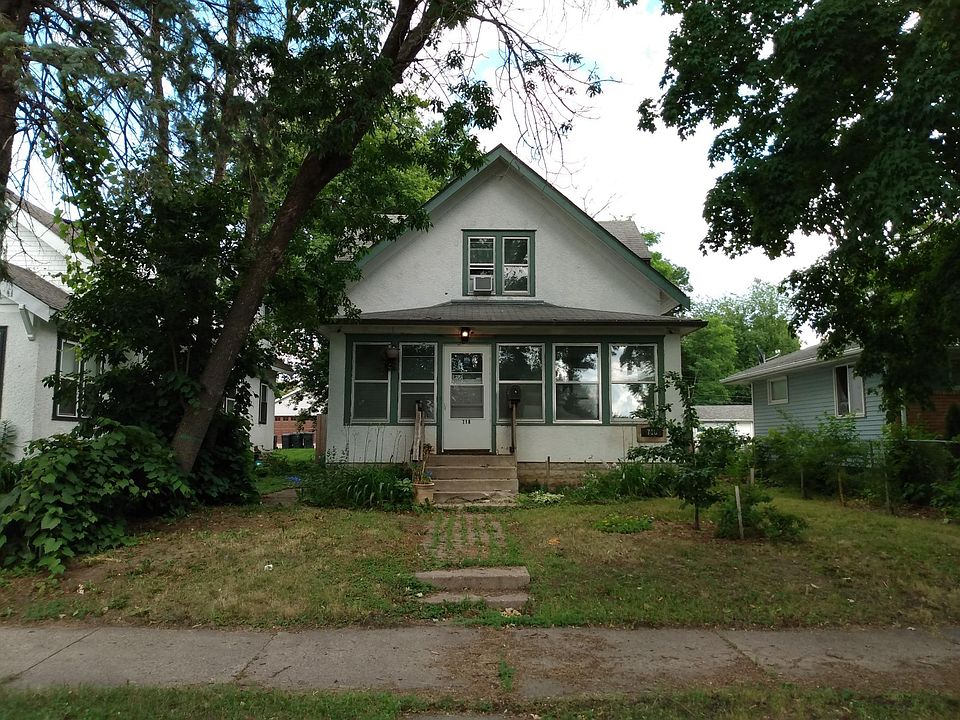 1st image of 718 Russell Ave N