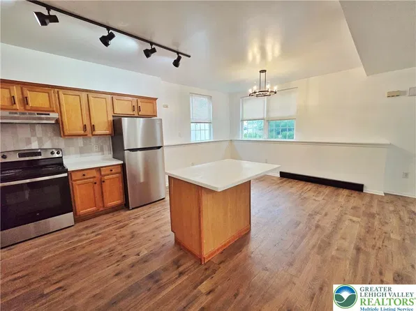 1166 Fullerton Ave #B, Allentown, PA 18102