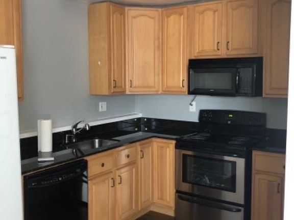 5th image of 5965 Yale Ave