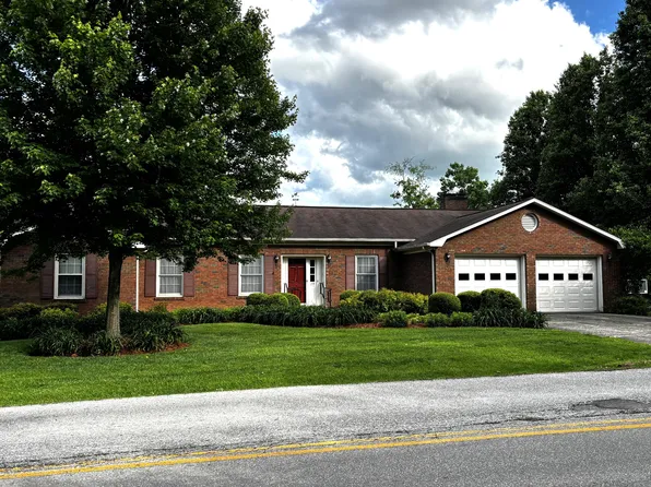139 Country Ln, Frankfort, KY 40601