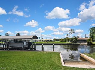 467 Stipe St, North Fort Myers, FL 33903