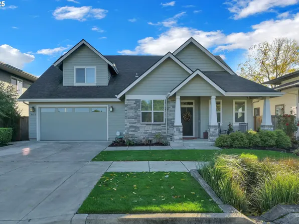 2138 Country Haven Dr, Eugene, OR 97408