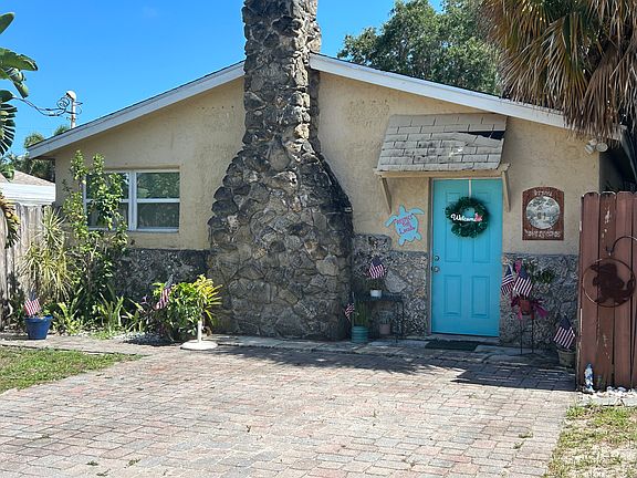 5th image of 1880 Holman Dr #A