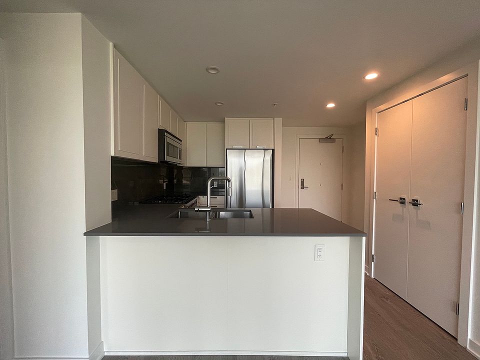 1st image of 1401 Hunter St #1908