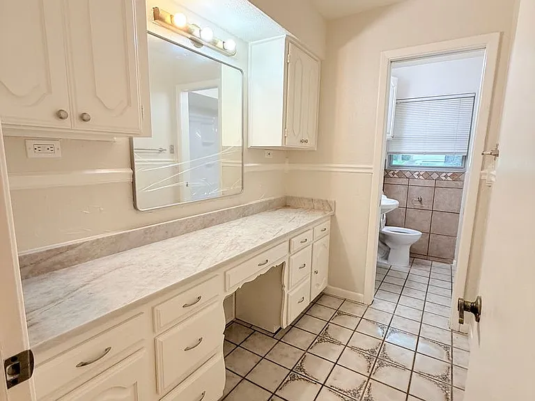 612 Hillview Dr — Photo 20