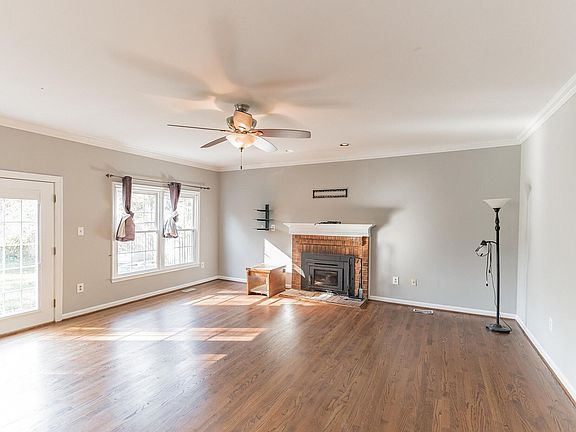 5th image of 13954 Valley Country Dr