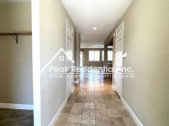 4th image of 1340 Sundance Dr