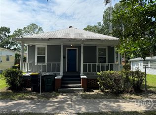 737 E 37th St, Savannah, GA 31401