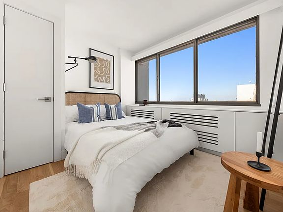 4th image of 721 Columbus Ave #4D