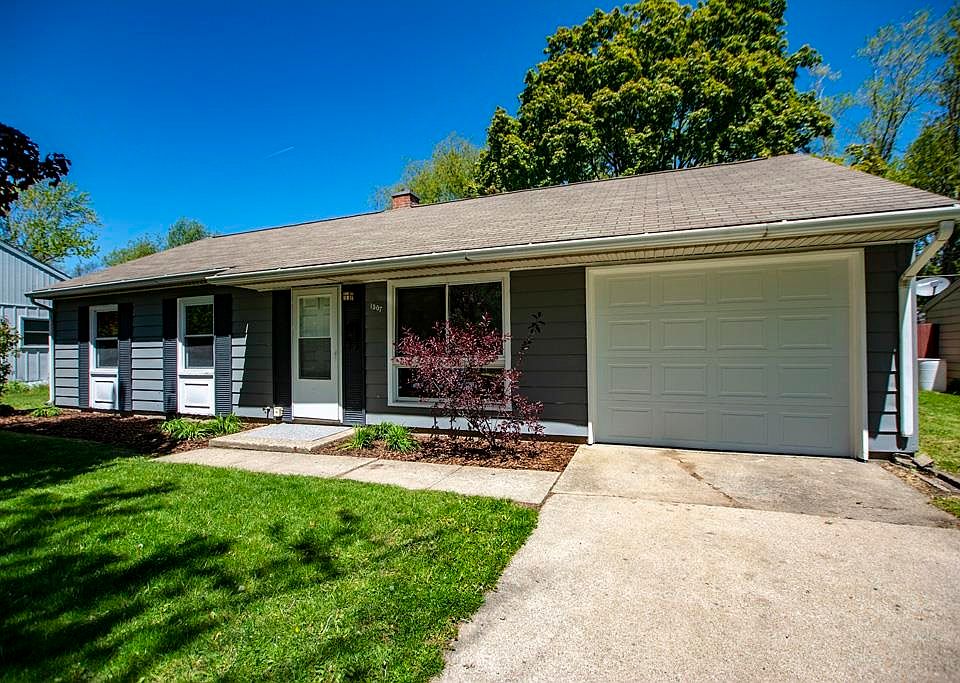 1st image of 1507 James Pl