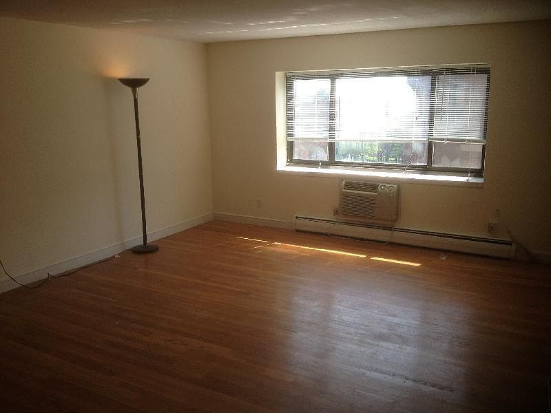 1st image of 36 Dighton St APT 12A