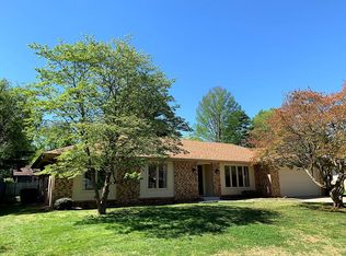 1722 E Cardinal St, Springfield, MO 65804