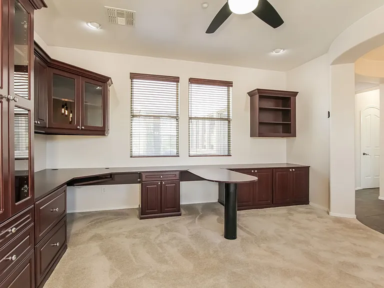 2433 W Horsetail Trl — Photo 30