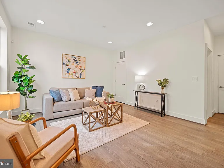 502 Windboard Way — Photo 44