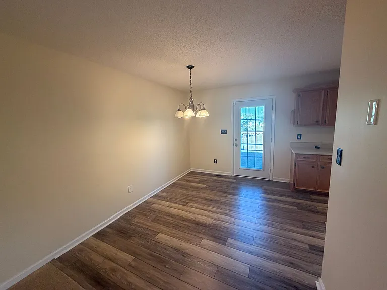 2188 Samanthas Wells Rd — Photo 7