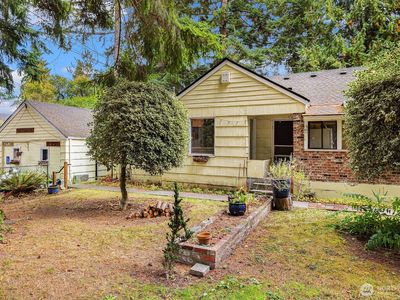 15010 Ashworth Avenue N, Shoreline, WA, 98133