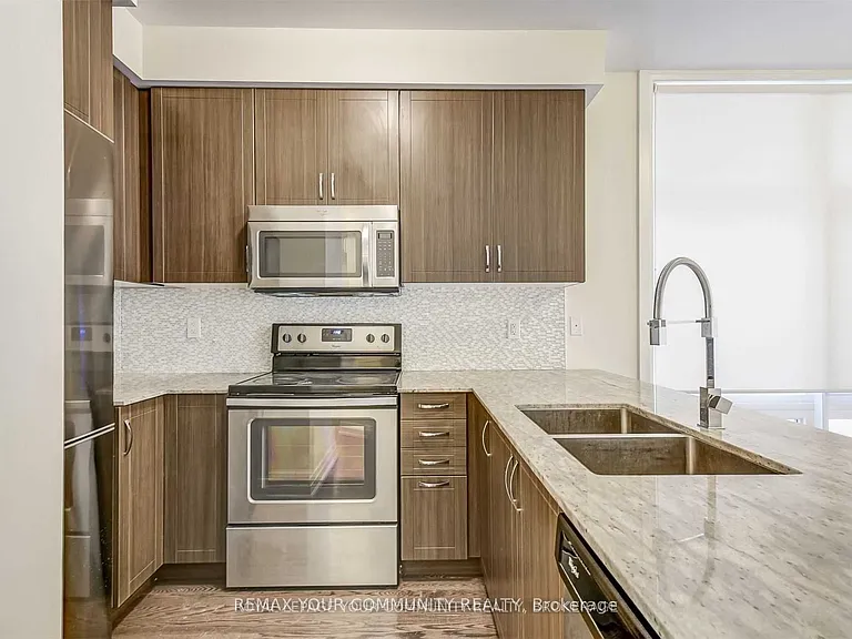 15 Eldora Ave #21 — Photo 6