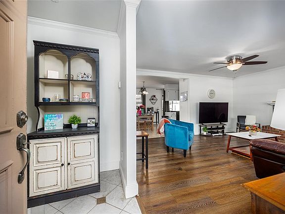 5th image of 8031 SW 13th Rd