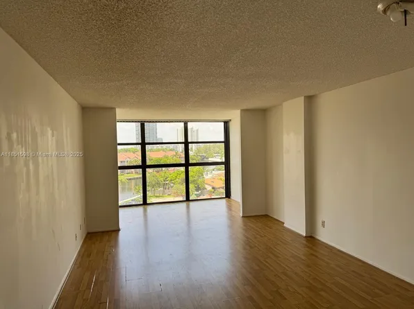 200 Leslie Dr APT 616, Hallandale, FL 33009