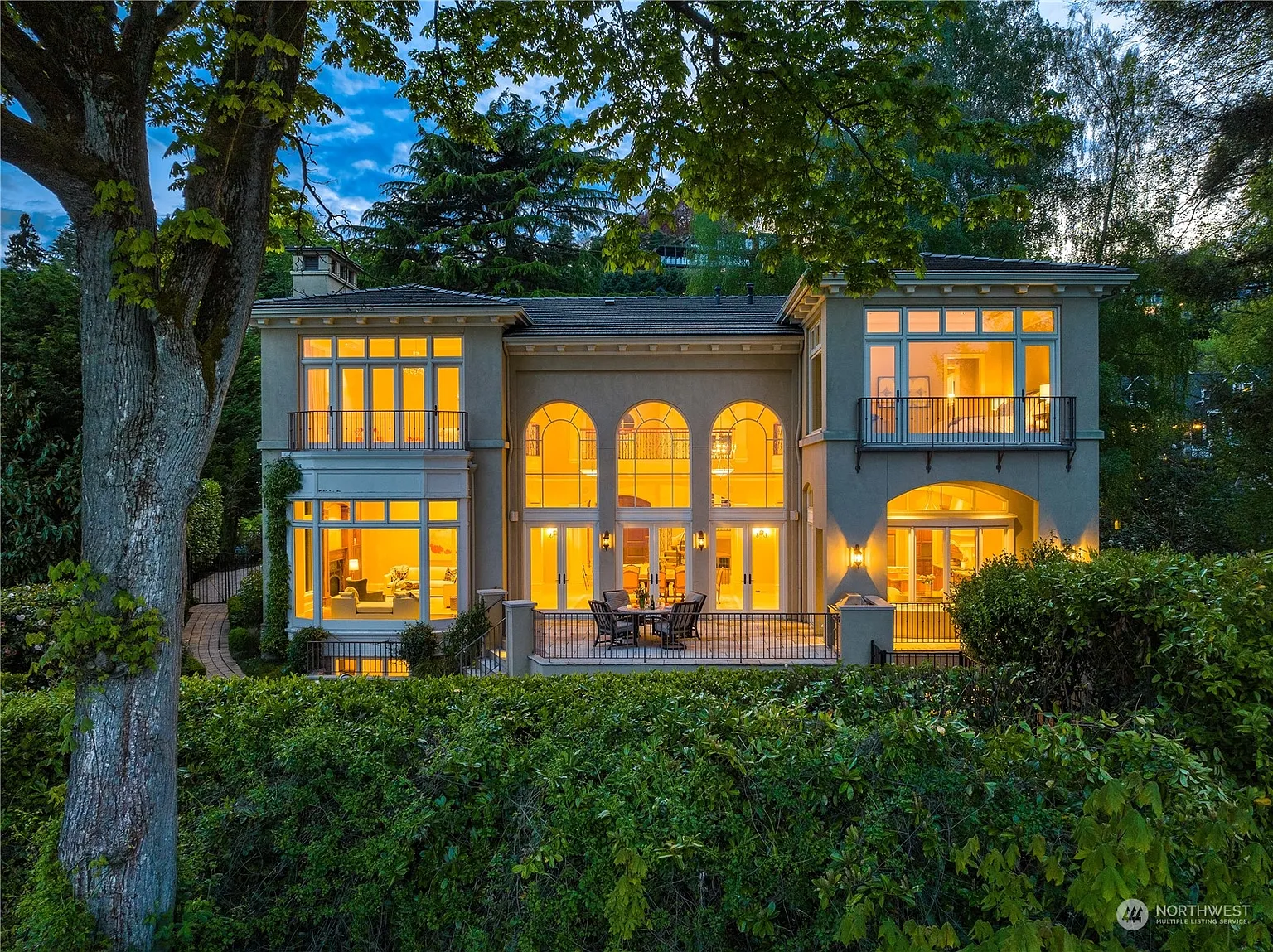 546 McGilvra Boulevard E photo 1