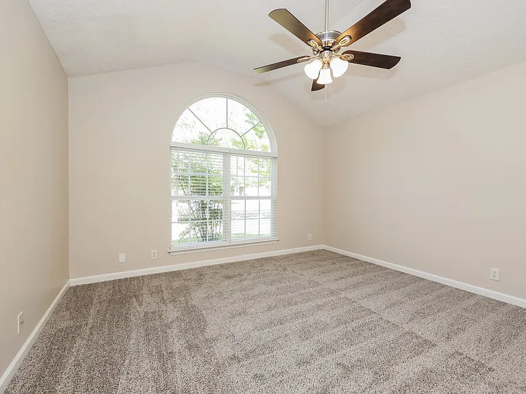 816 Pantera Dr — Photo 11