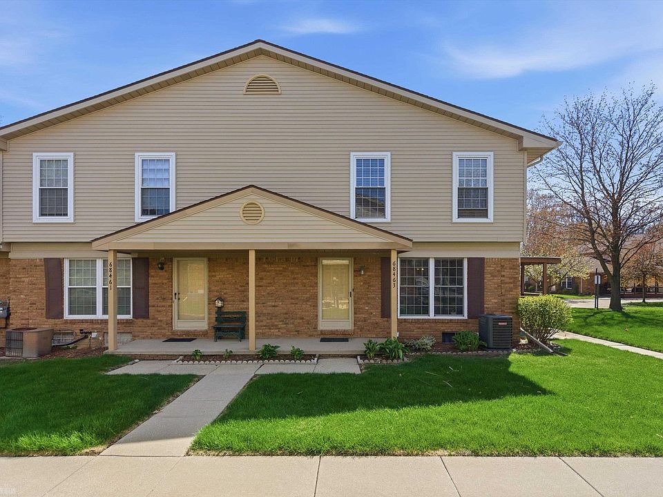 1st image of 68463 Rosewood Ln #15