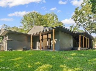 102 Camille St, Senatobia, MS 38668