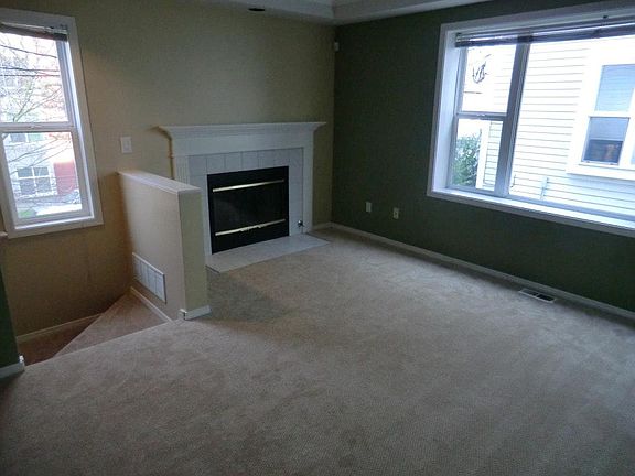 Living Room with gas fireplace