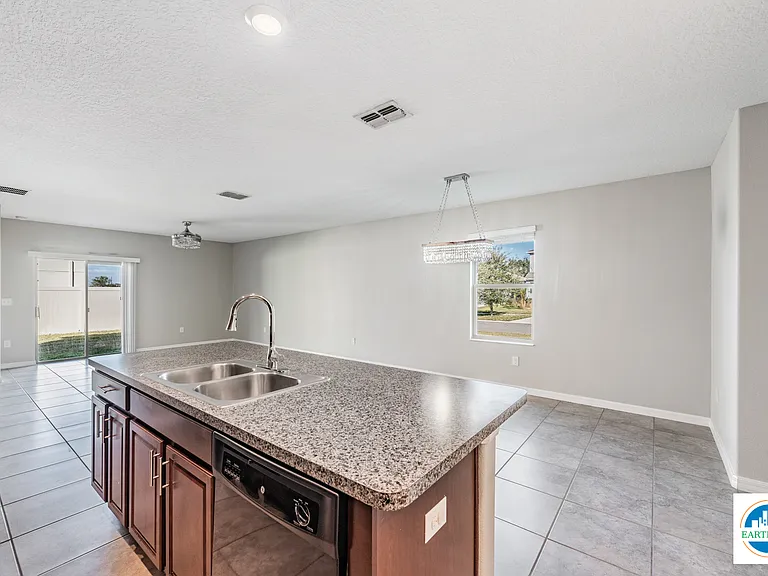 10201 Boggy Moss Dr — Photo 15