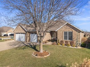 1460 Glade Avenue, Springfield, MO 65802
