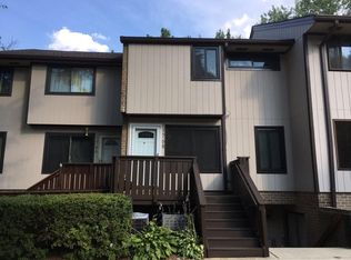 1768 Westwind Way #98, Mc Lean, VA 22102
