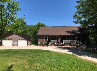 240 Buffalo Rd, Negaunee, MI 49866