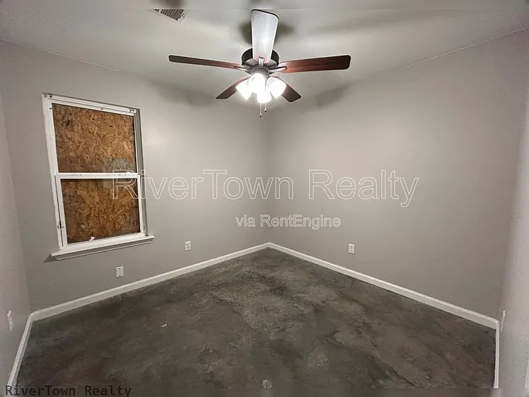 3858 Ajanders Dr — Photo 5