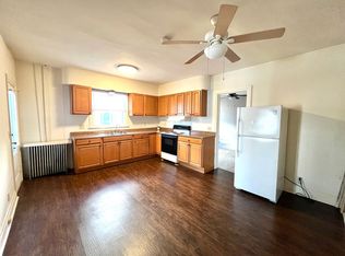 126-128 E Maple St, Palmyra, PA 17078