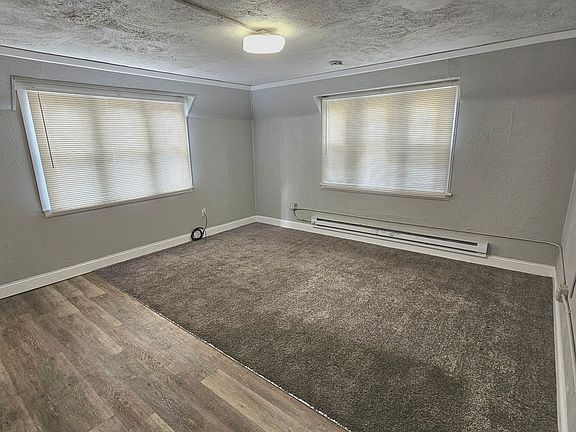 4th image of 38 Baldwin Ave #8