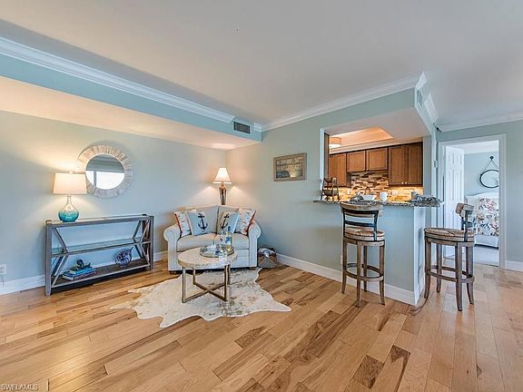 3rd image of 3430 Gulf Shore Blvd N APT 7D